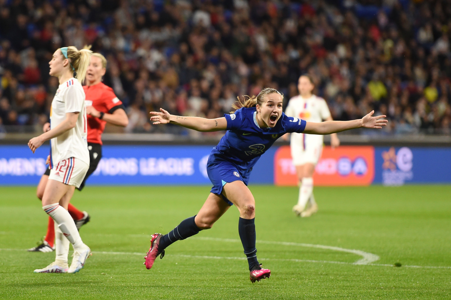 Chelsea sales lyon women